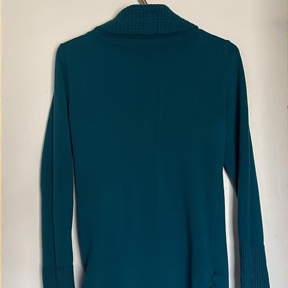 Calvin Klein Medium long sleeve blue/teal tunic - Picture 6 of 6